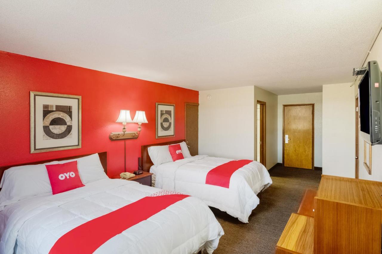 Oyo Hotel Morton East Peoria I-74 Esterno foto